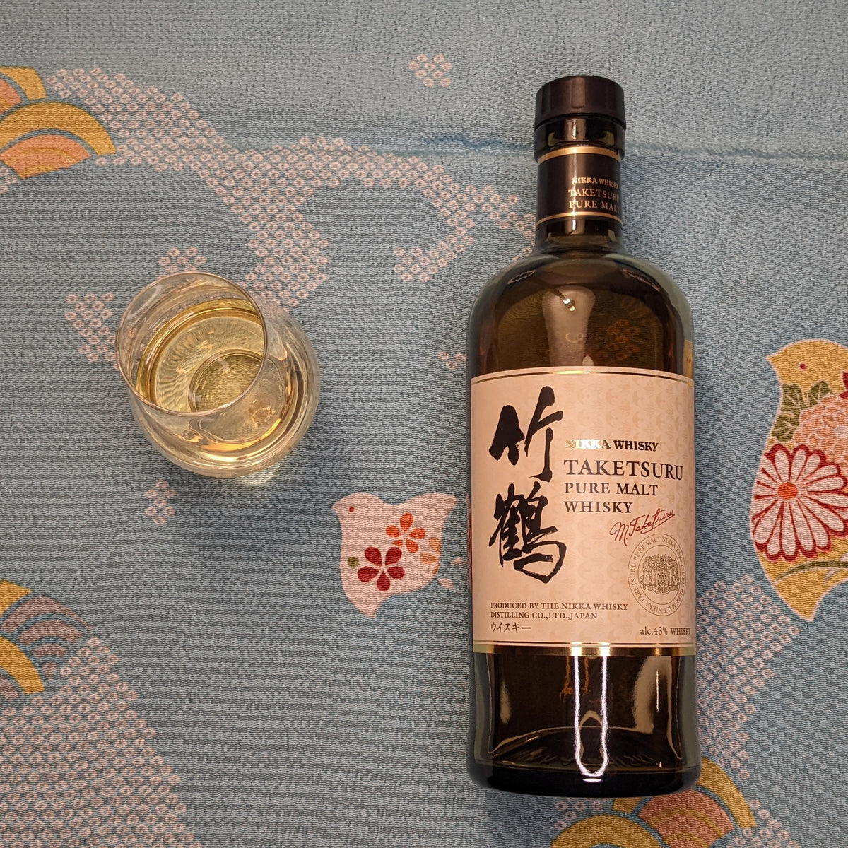 Nikka Taketsuru with FREE Blind Tasting Glass (Black)