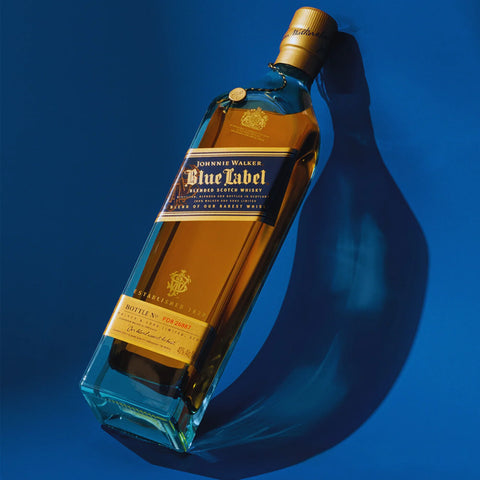 Johnnie Walker Blue Label Blended Scotch Whisky 75cl with FREE Gift Bag and Leather Coaster