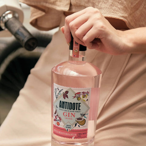 Antidote Rose Style Mediterranean Gin 70cl (2 bottles)
