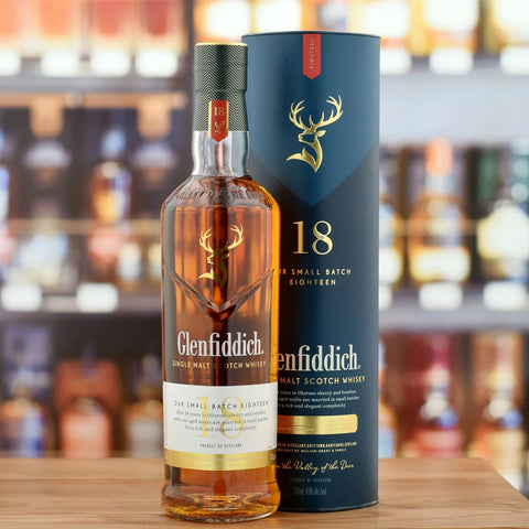 Glenfiddich 18 Year Old Perpetual Collection VAT 04 70cl with Glenfiddich 18 Year Old Single Malt Whisky 70cl