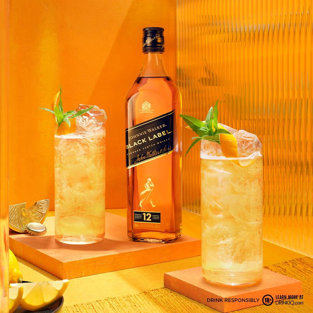 Johnnie Walker Black Label 1L + FREE (1) Sprite and Rippled Highball Glass