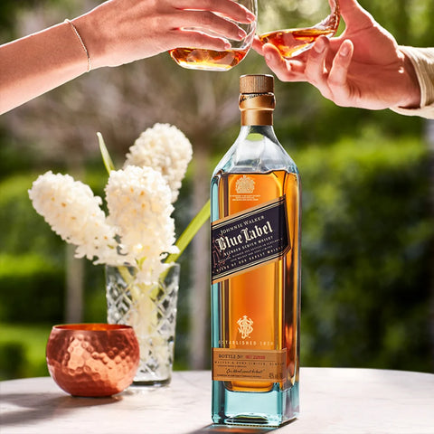 Johnnie Walker Blue Label 75cl with Gift Bag and Keychain