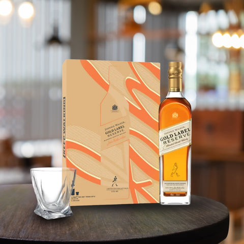 Johnnie Walker Gold Label Reserve 75cl Festive Set