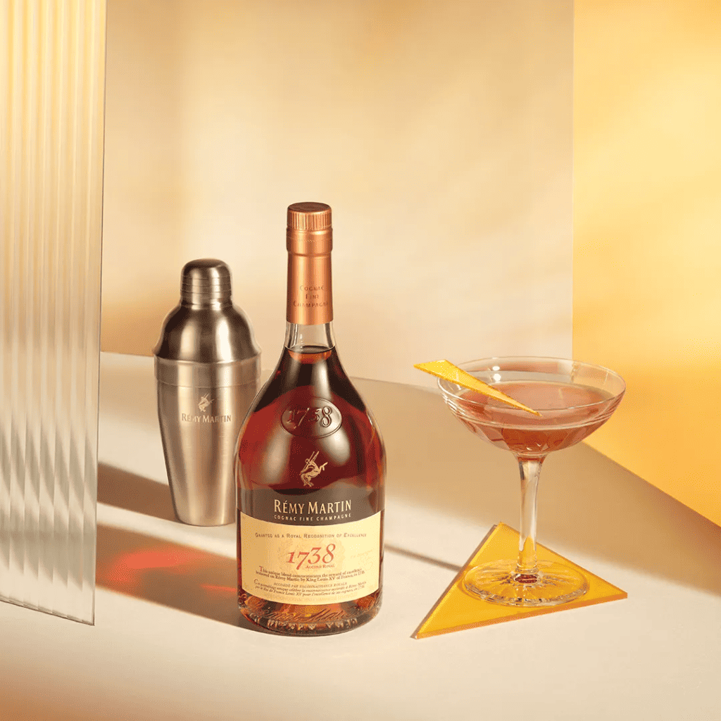 Remy Martin 1738 70cl + FREE Shaker Gift Box