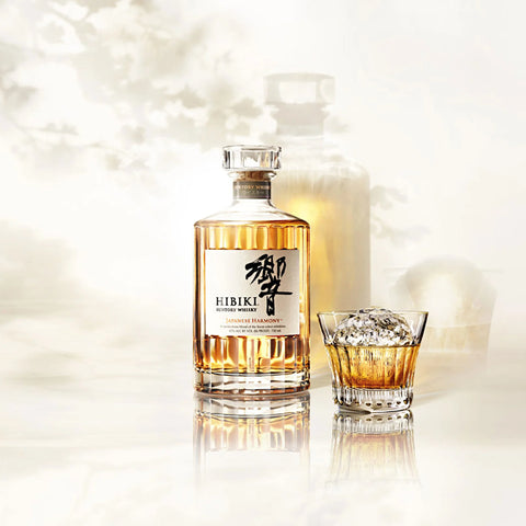 Hibiki Harmony Japanese Whisky 70cl Gift Set
