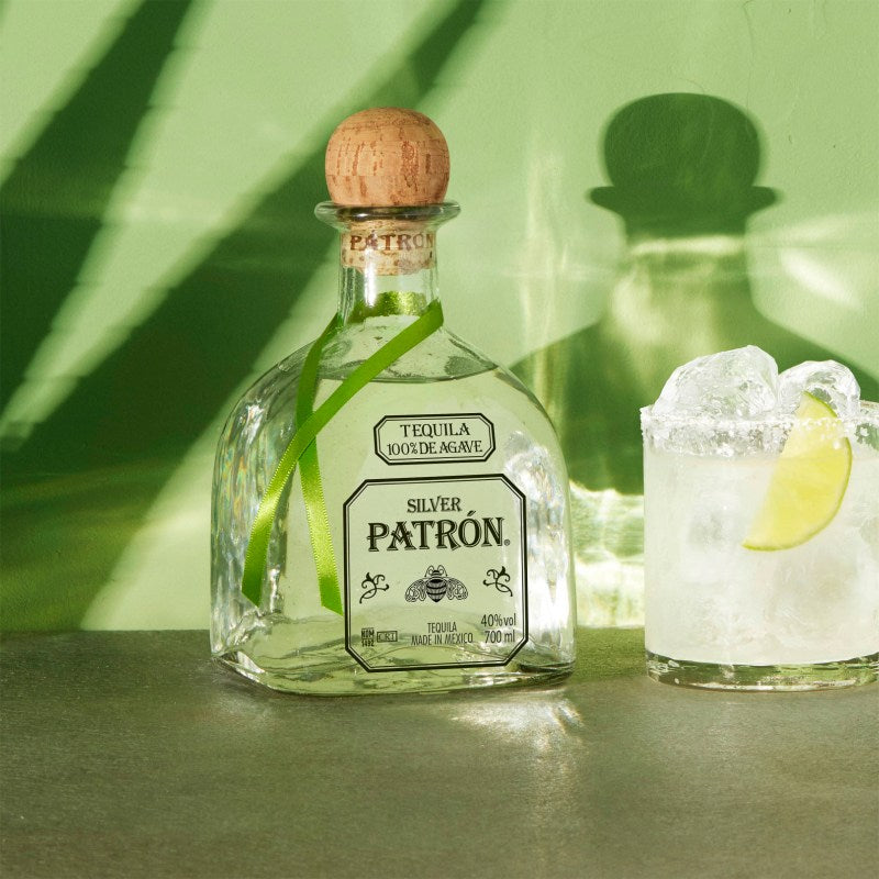 Patron Silver Tequila 75cl with FREE Gift Box and Silver Shaker
