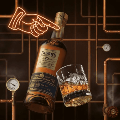 Dewars 25 Year Old Blended Scotch Whisky 75cl