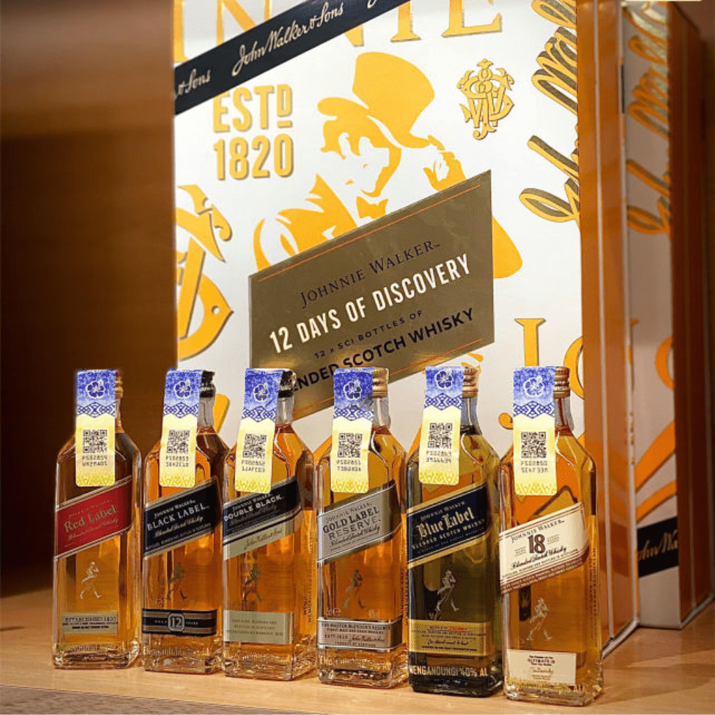 Johnnie Walker 12 Days of Discovery 12 x 5cl Advent Calendar