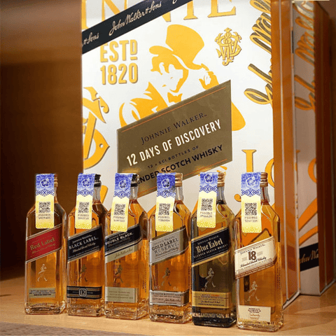Johnnie Walker 12 Days of Discovery 12 x 5cl Advent Calendar